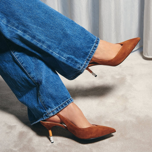 Smoking Hot Slingback Camoscio