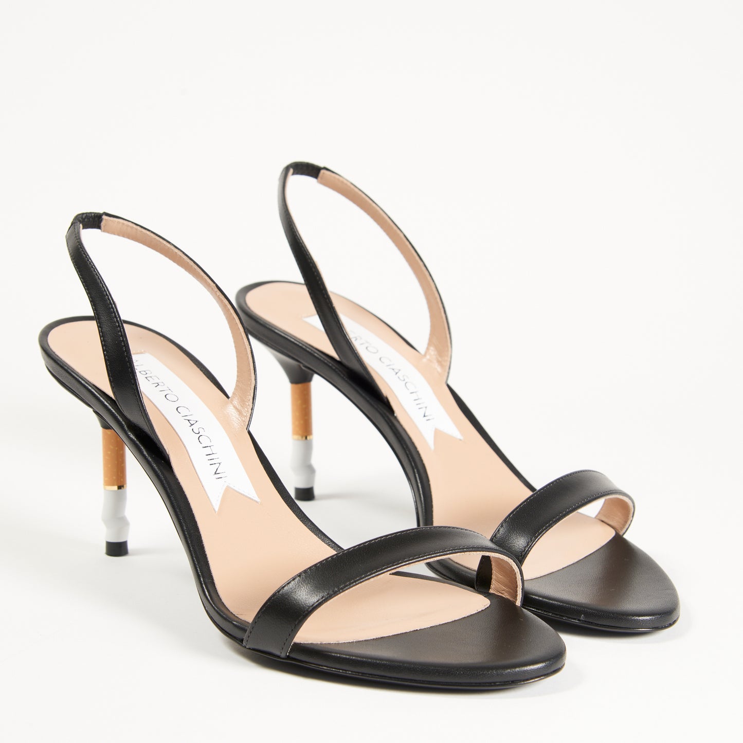 Smoking Hot Sandalo  Pelle