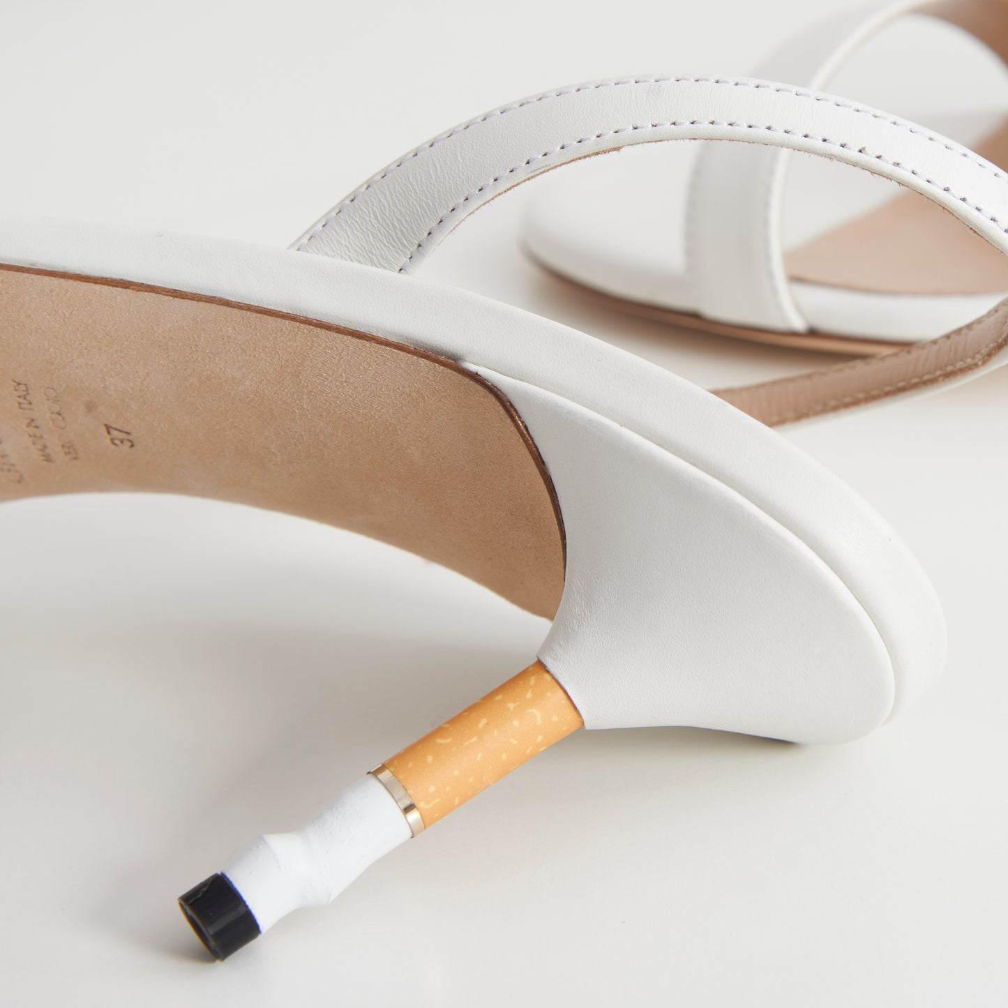Smoking Hot Sandal Leather White